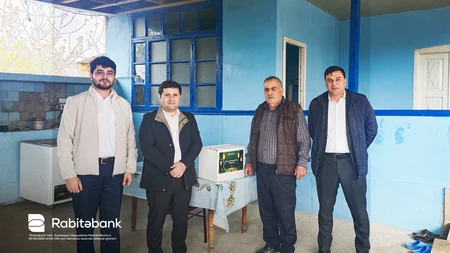 “Rabitəbank” Ramazan bayramı ərəfəsində şəhid ailələrini ziyarət edib