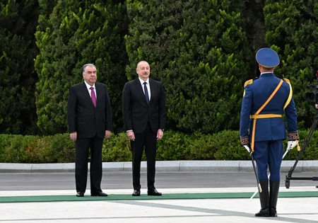 Tacikistan Prezidenti Emoməli Rəhmonun rəsmi qarşılanma mərasimi olub