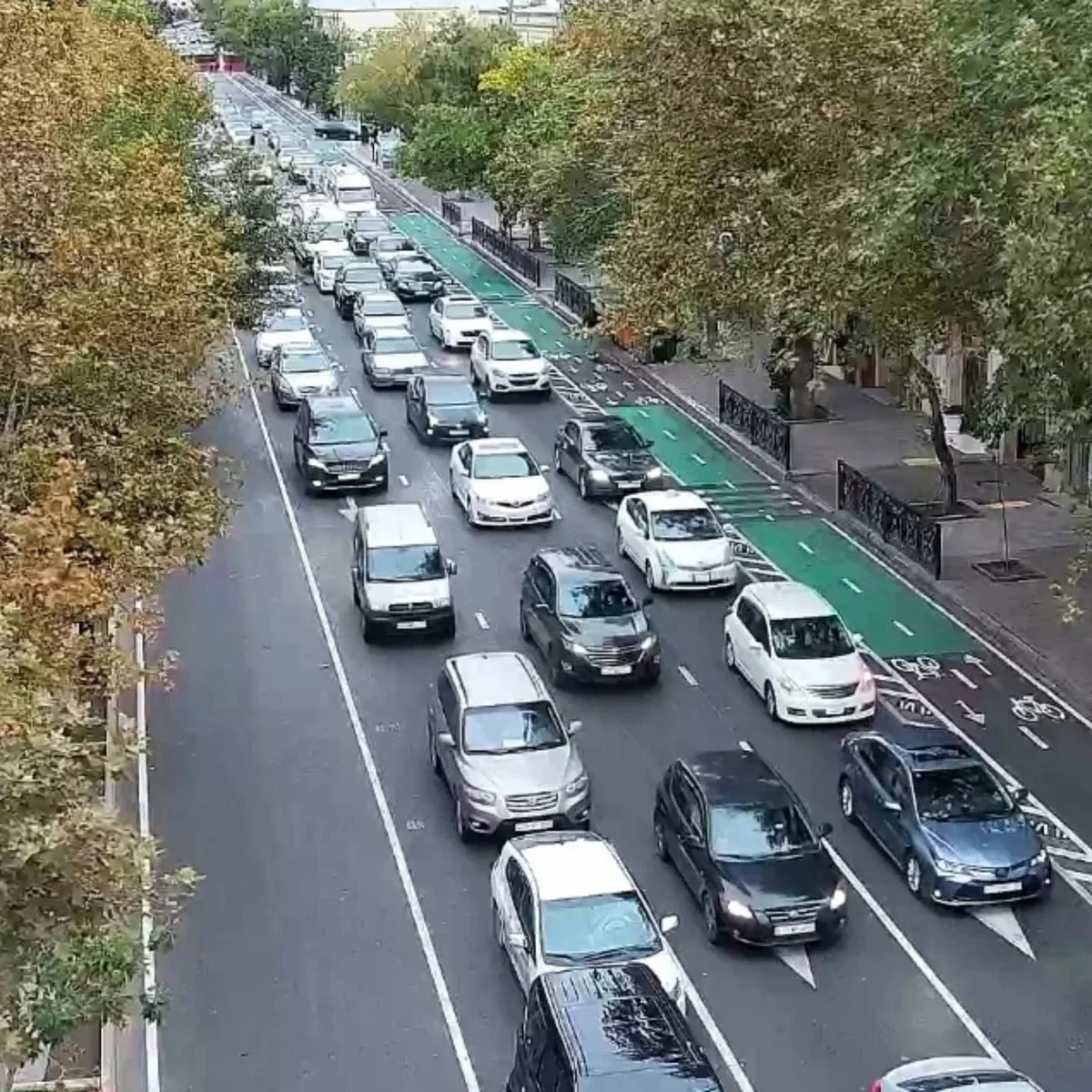 Bakının bir sıra yollarında tıxac müşahidə edilir