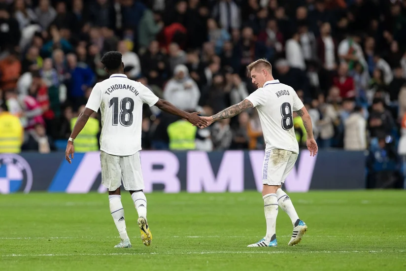 Real Madridin iki yarımmüdafiəçisi Liverpulla oyunu buraxacaq