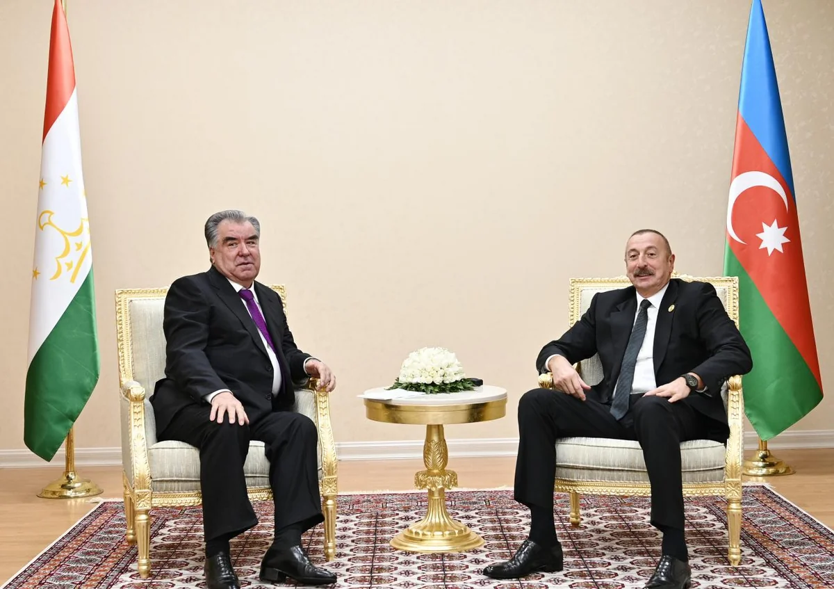 Emoməli Rəhmon Azərbaycan liderinə təbrik məktubu göndərib