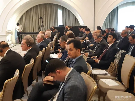Bakıda iqtisadiyyatın şaxələndirilməsinə həsr edilmiş beynəlxalq konfrans keçirilib