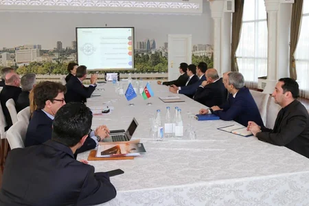 Avrokomissiyanın nəqliyyat və mobillik üzrə baş direktoru Bakı Limanında olub