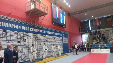 Azərbaycan cüdoçusu mükafatlandırılma mərasimində ağlayıb