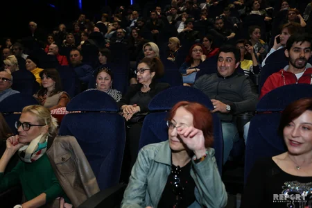 В CinemaPlus, расположенном в Т/Ц Гянджлик прошла гала - премьера фильма Будь