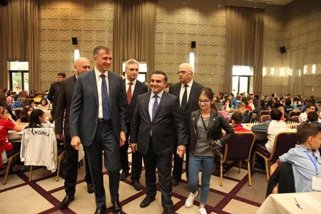 Azərbaycan şahmatçıları Batumidə keçirilən dünya çempionatda iştirak edirlər
