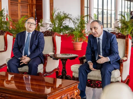 Baş prokuror Keniyaya işgüzar səfərə gedib