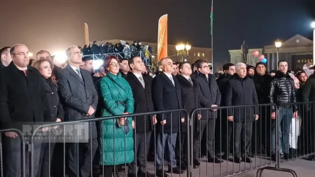 Naxçıvan Həmrəylik Gününü və Yeni ili möhtəşəm atəşfəşanlıqla qarşılayıb