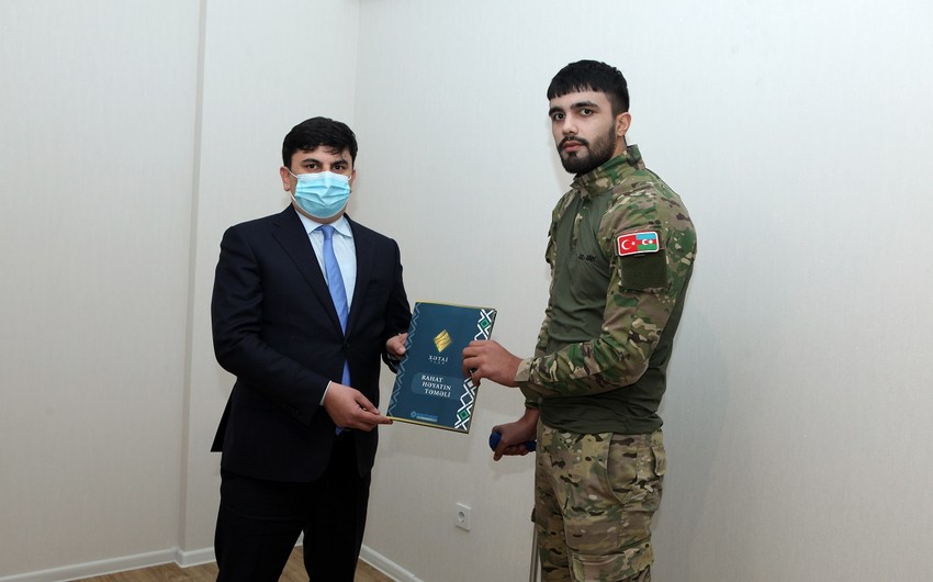Vətən müharibəsi qazisinə yeni mənzil verilib
