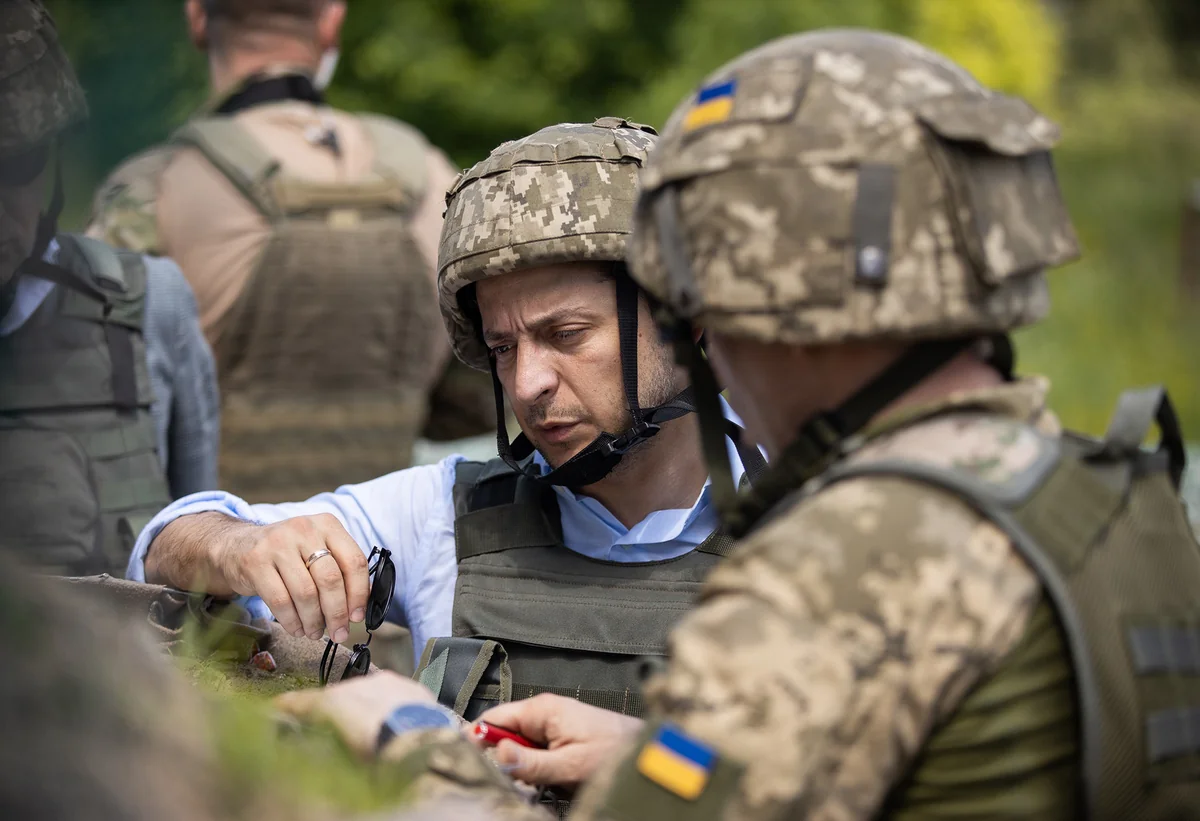 Зеленский объявил призыв резервистов