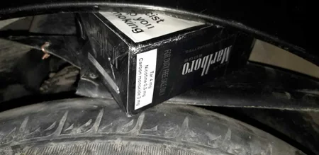 Gürcüstandan gələn Azərbaycan vətəndaşında aksiz markasız siqaretlər aşkarlanıb