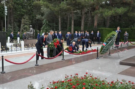 OTS ministers visit Alleys of Honor and Martyrs