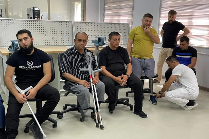 Bir qrup qazi yüksək texnologiyalı protezlərlə təmin edilib