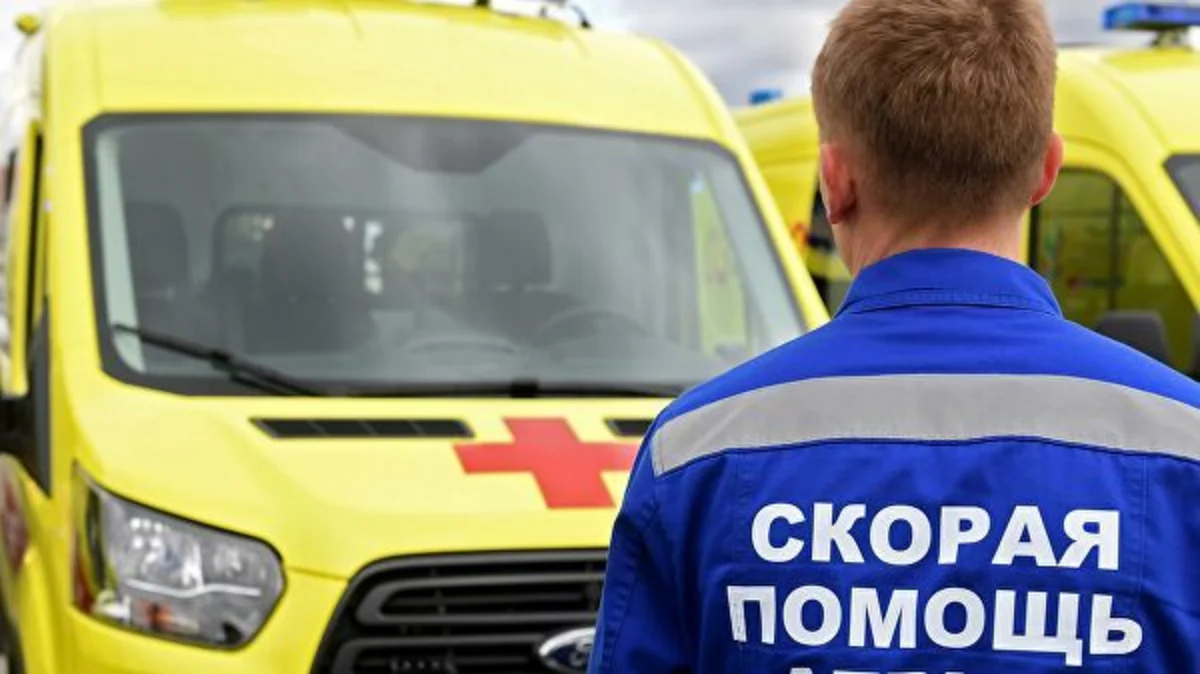 Five people die as pipe breaks in Russia