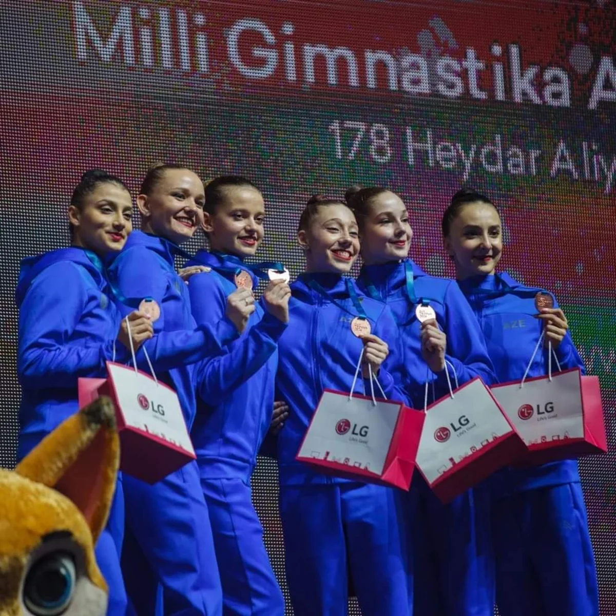 Azərbaycanın bədii gimnastika komandası Bakıdakı Dünya Kubokunda bürünc medal qazanıb