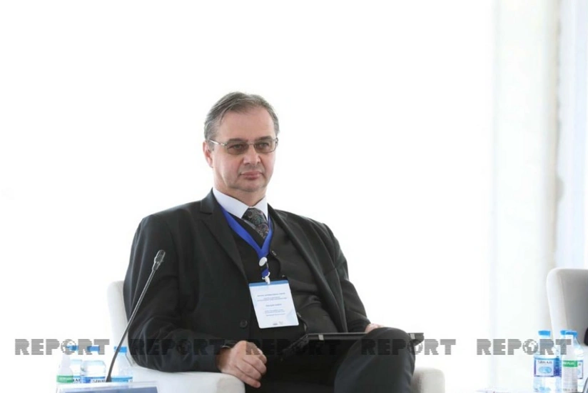 Госсоветник: Азербайджану потребуется много времени для очистки своих территорий от мин