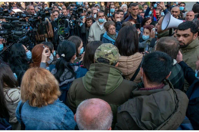 У парламента Армении проходит акция протеста