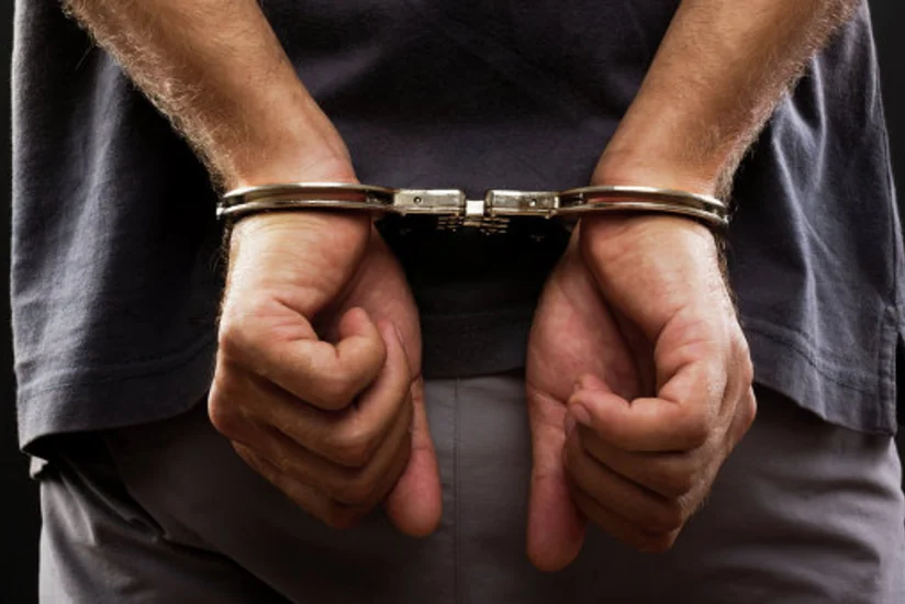 Ermənistanda keçmiş nazirin rüşvət alması faktı üzrə 2 nəfər həbs olunub