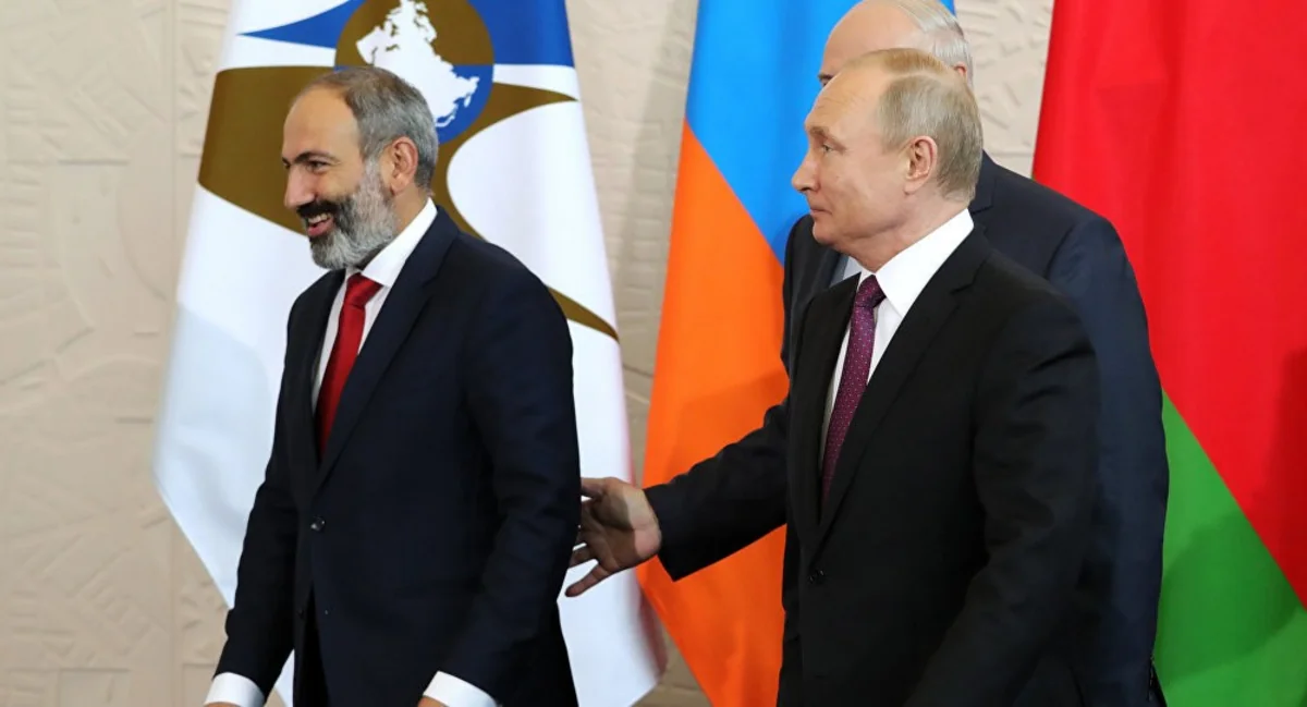 Ermənistanda antirusiya ovqatı - Paşinyanın Moskvaya səfər şousu - ŞƏRH