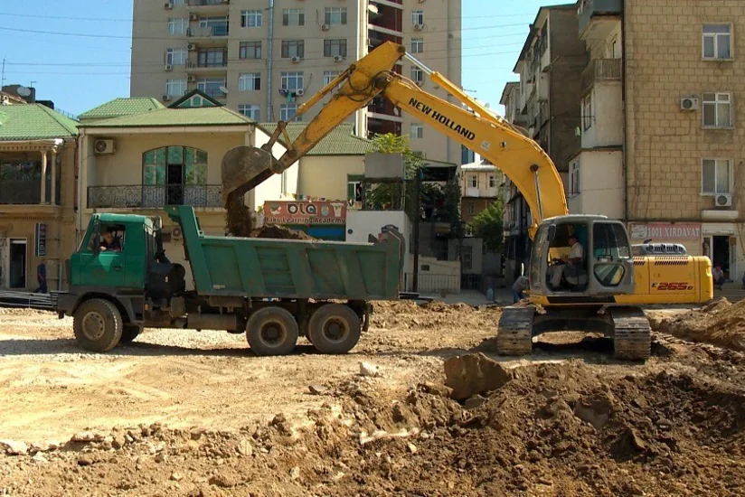 Paytaxtın Yasamal rayonunda yeni yol infrastrukturu yaradılır