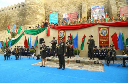 Aprel döyüşlərinin Zəfər bayraqlarına düzlən! şüarı  ilə vətənpərvərlik tədbiri keçirilib - VİDEO - FOTO