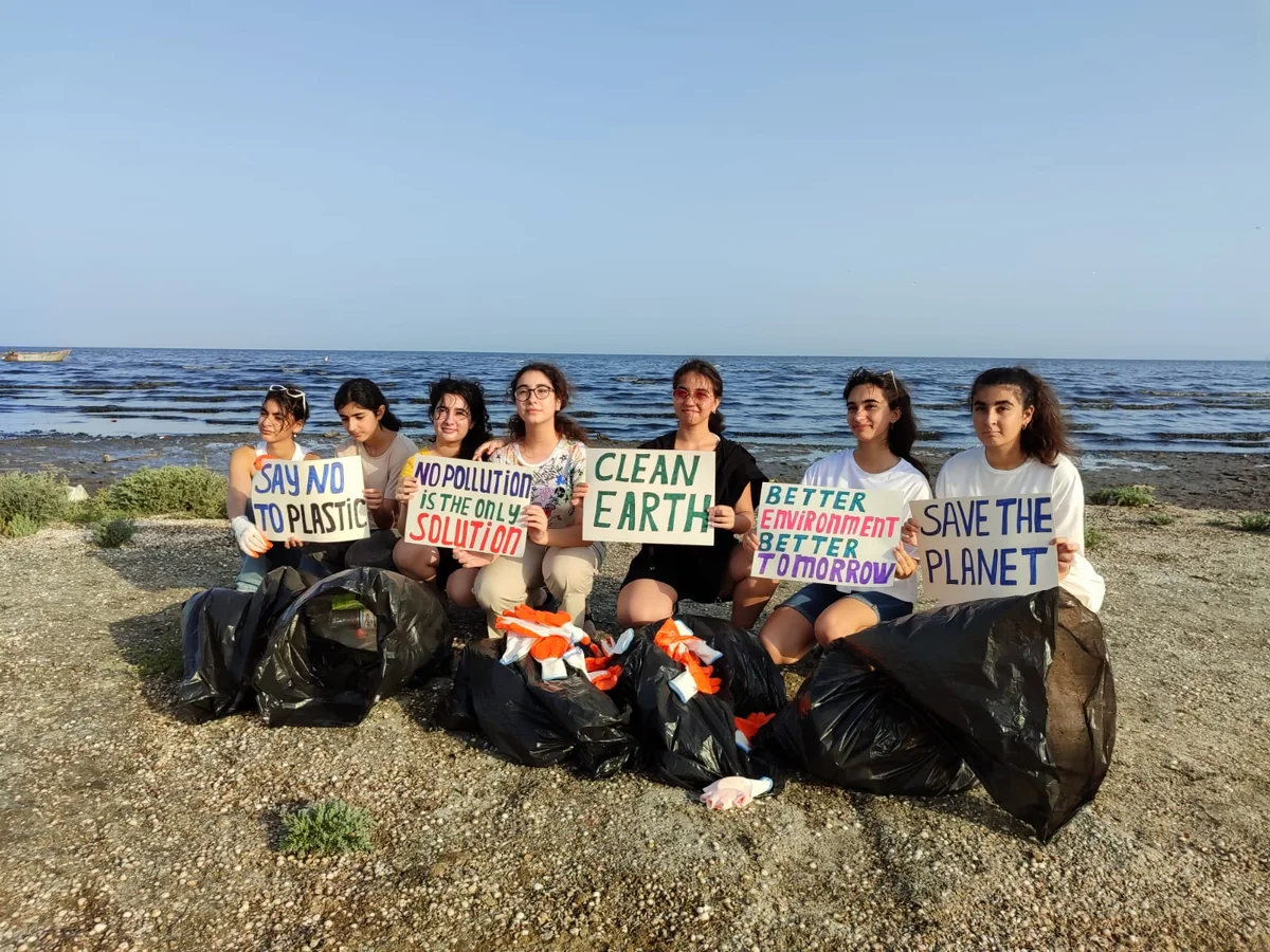 Volunteers from ‘Biodiversity’ Startup clean Caspian Sea coast from litter
