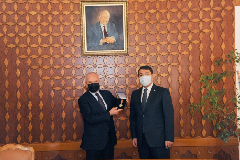 Fərhad Abdullayev Qazaxıstanın “Dostık” ordeni ilə təltif edilib
