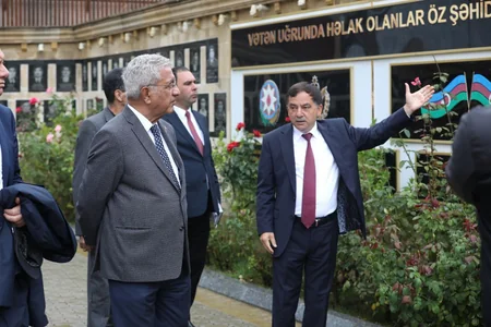 ADA-da yeni təhsil proqramı başlayıb