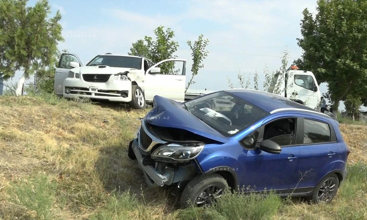 В ДТП в Нахчыване пострадали 4 человека