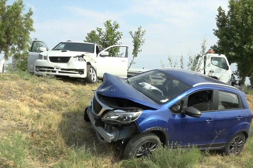 В ДТП в Нахчыване пострадали 4 человека