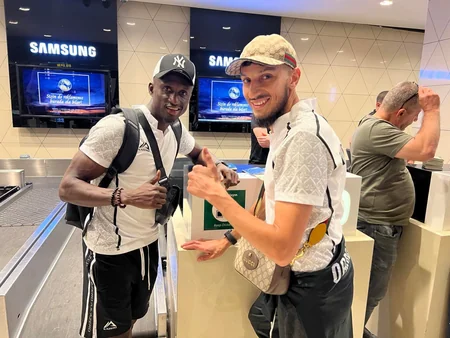 Карабах отправился в Австрию