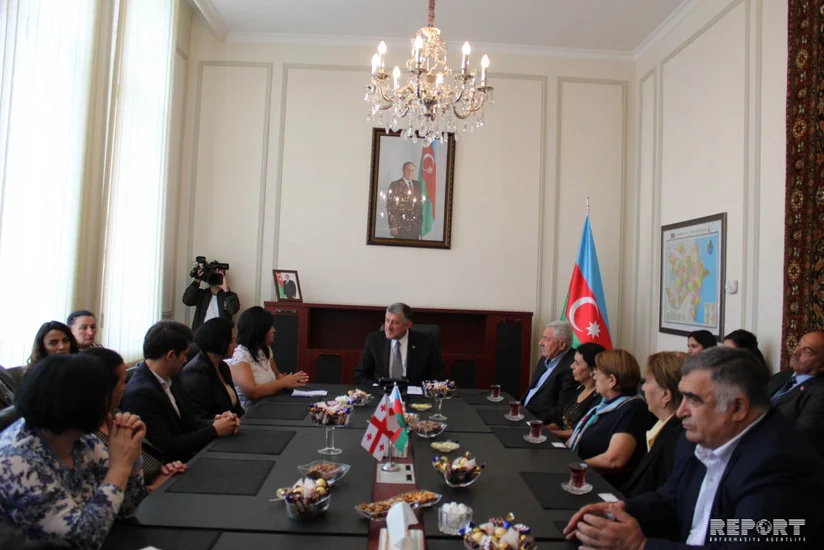 Azərbaycan səfiri Gürcüstandakı Azərbaycandilli məktəblərin qayğıları ilə tanış olub - FOTO