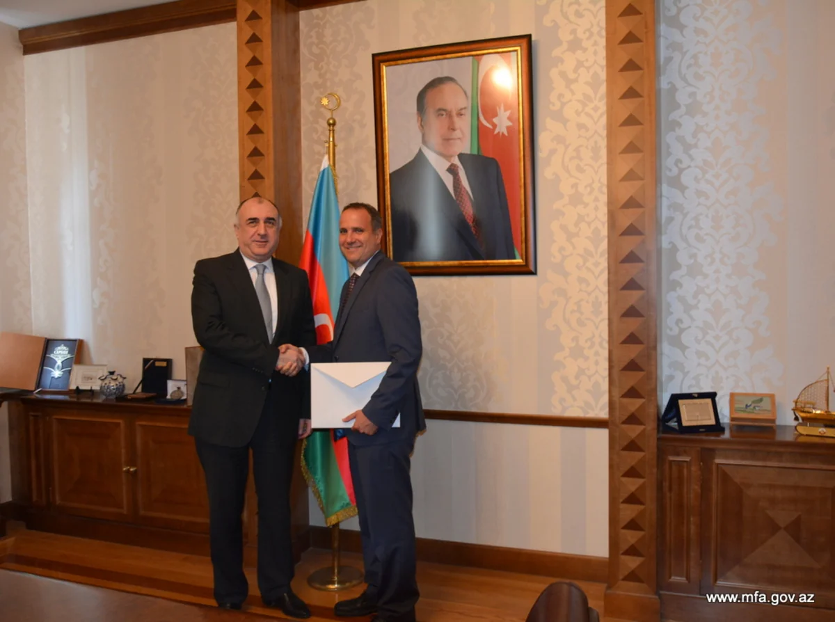 Elmar Məmmədyarov Macarıstanın Azərbaycana yeni təyin olunmuş səfirini qəbul edib