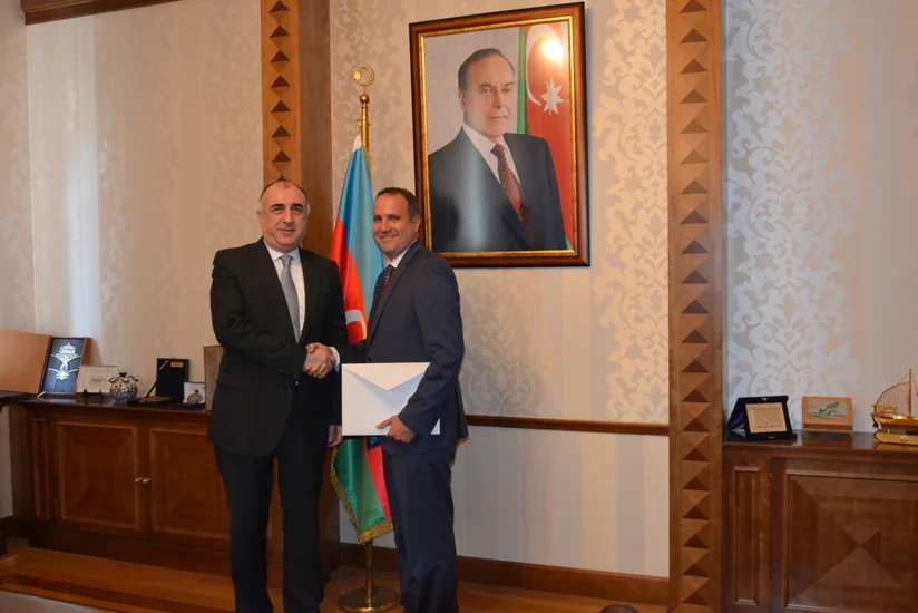 Elmar Məmmədyarov Macarıstanın Azərbaycana yeni təyin olunmuş səfirini qəbul edib