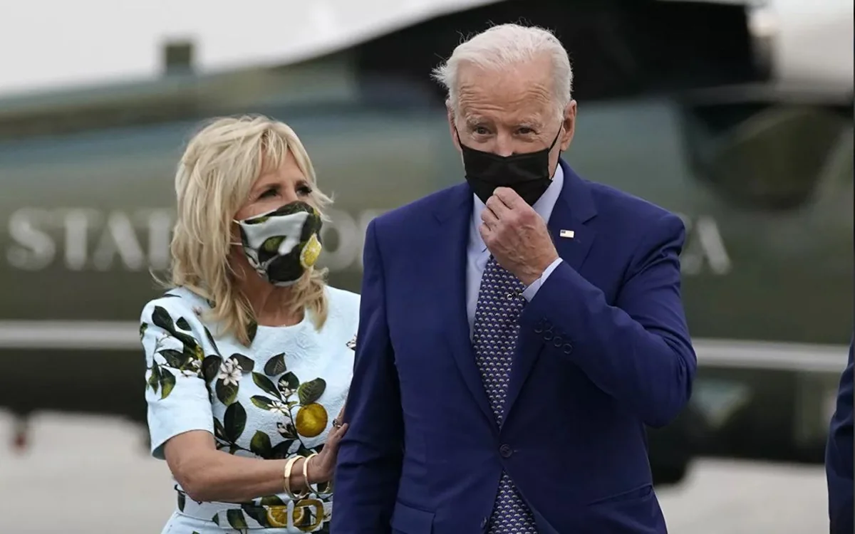 Bayden Ukrayna barədə sualı Sevgililər Günü təbrikilə cavablandırıb