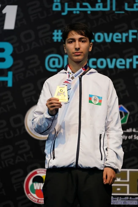 Azərbaycanlı karateçi Fujeirada qızıl medal qazanıb