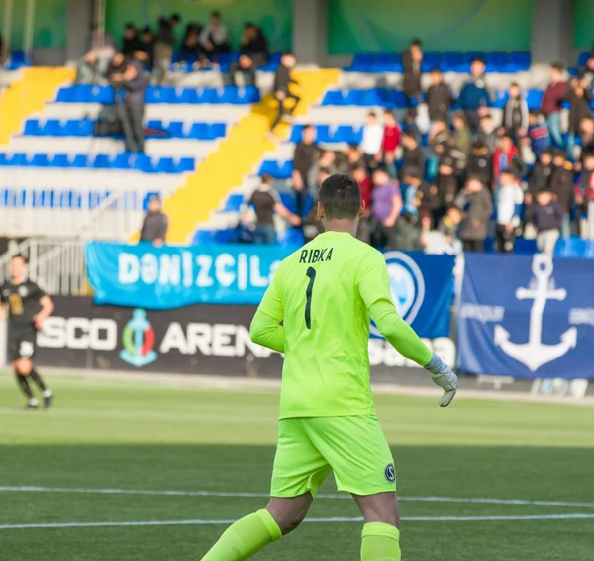 Ukraynalı futbolçu Azərbaycanı tərk etdi