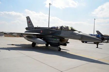 ​Azərbaycan və Türkiyə qırıcıları düşmənin strateji obyektləri məhv edib