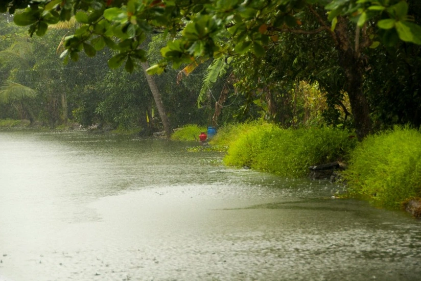 Bəzi rayonlarda şimşək çaxıb, qısamüddətli leysan yağıb - FAKTİKİ HAVA
