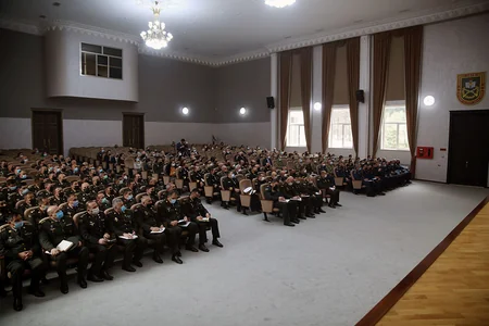 Azərbaycan Ordusunun Baş Qərargah rəisi Ali Hərbi Məktəbin şəxsi heyəti ilə görüşüb