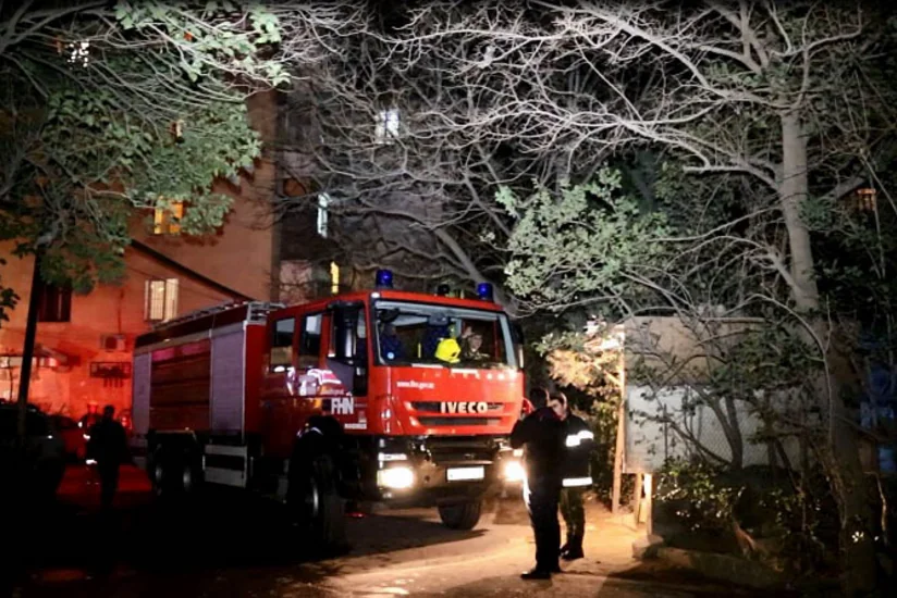 В Баку произошел пожар в двухэтажном жилом доме