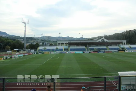 San Marino stadionu boş qalıb - FOTO