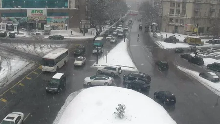 BNA: Bakıda nəqliyyat vasitələrinin hərəkətində müşahidə edilən sıxlıq aradan qaldırılıb