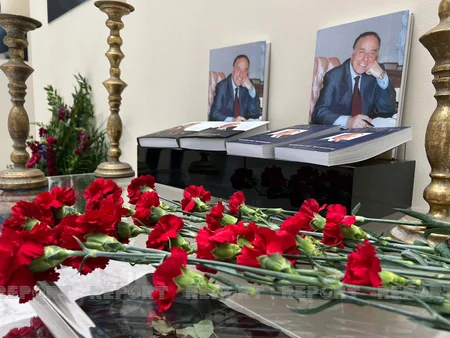 Moskvada Heydər Əliyevin xatirəsi anılıb
