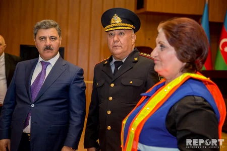 Bakıda süpürgəçilərə xüsusi geyimlər paylanılıb - FOTOREPORTAJ - YENİLƏNİB-2