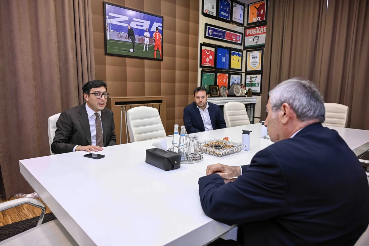 Fərid Qayıbov Beynəlxalq Oxatma Federasiyasının prezidenti ilə görüşüb