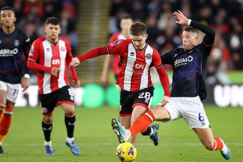 Premyer Liqa klubu tarixə düşüb