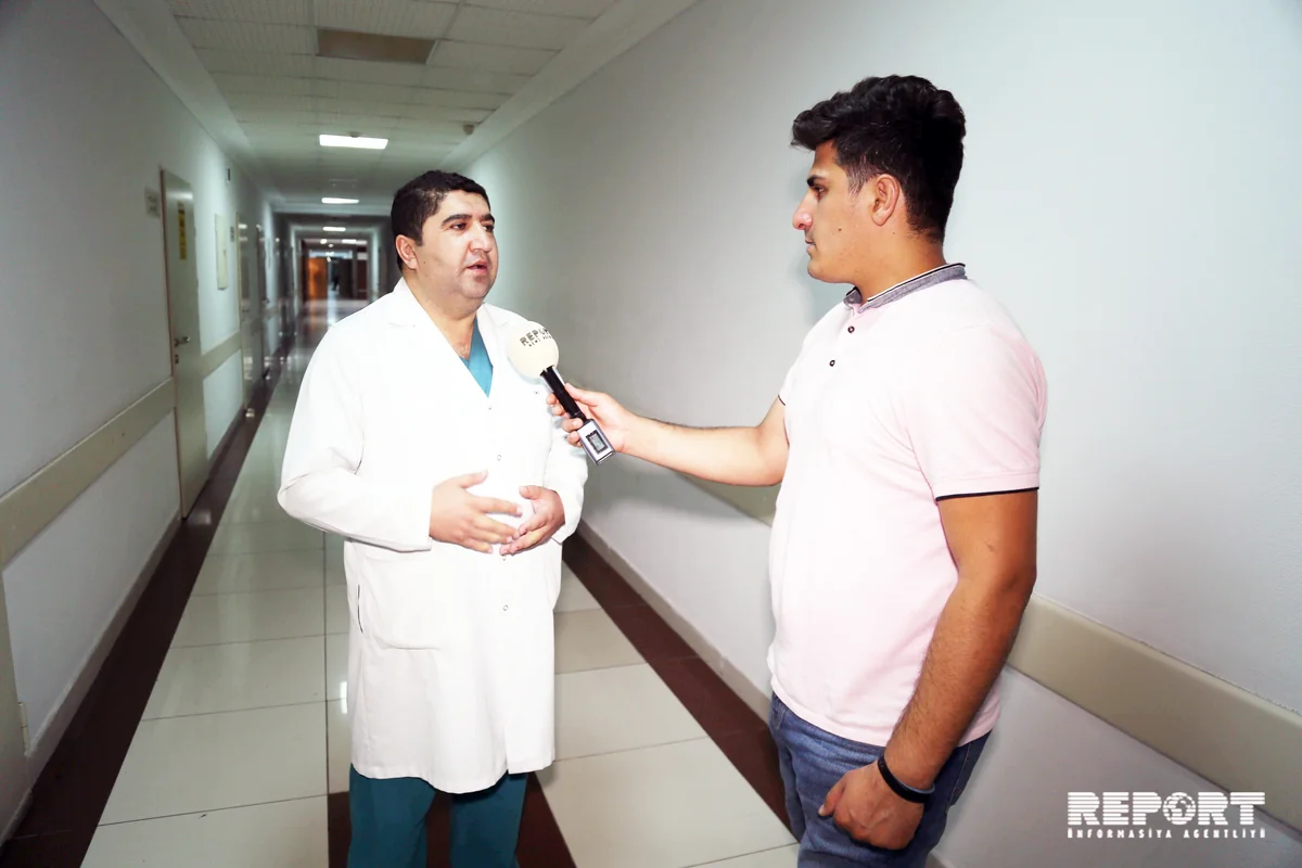 Abşeron sakini evdən bayıra çağırılaraq bıçaqlanıb - VİDEO