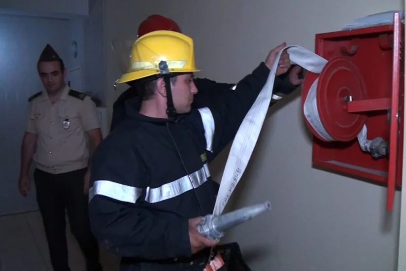 Bakıda çoxmərtəbəli yaşayış kompleksində təlim zamanı nöqsanlar aşkarlanıb