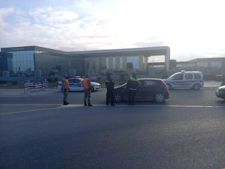 Bakıda tibbi maskalardan düzgün istifadə etməyənlər cərimələnib